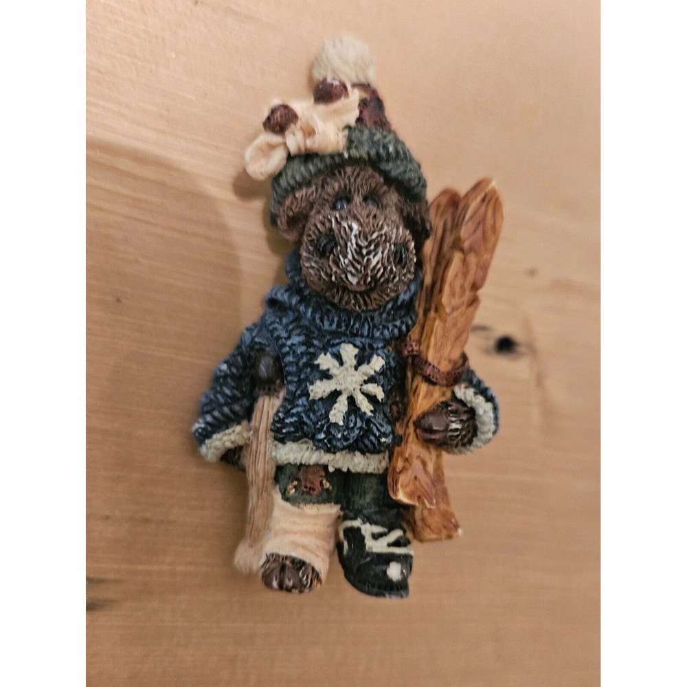 Enesco Winter Moose Figurine Skiing Brooch Holiday EGON THE SKIER Moose #26308‎